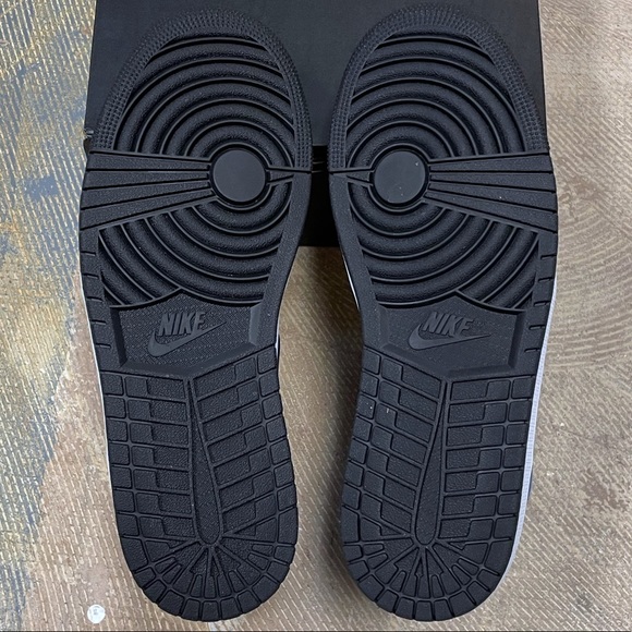 Nike Air Jordan 1 Mid SE Signal Blue DD6834-402 9.5 Patent Leather - Picture 11 of 11